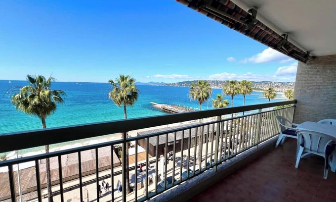 Juan-les-Pins Apartment | Juan les Pins - Sea View - 4 people - Parking