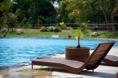 Bharatpur Resort | Jungle Villa Resort - Near Chitwan National Park