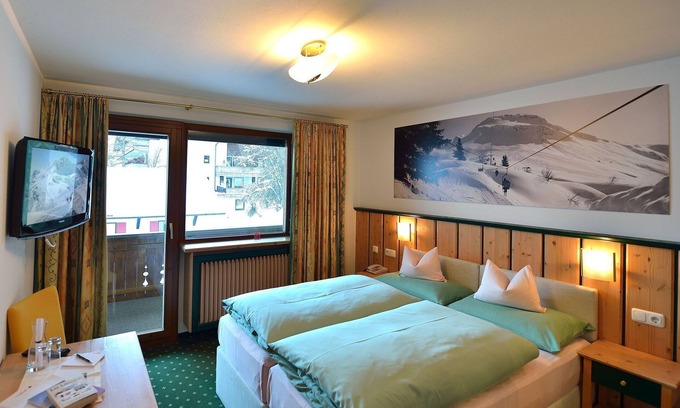 Lech am Arlberg House | Juniorsuite mit Bad 31 m² - Hotel Felsenhof Garni