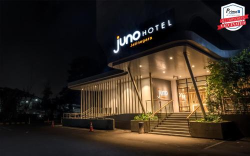 Jakarta Hotel | Juno Jatinegara Jakarta