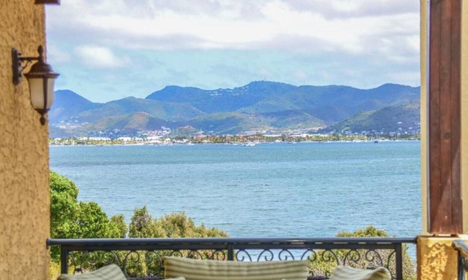 Philipsburg Condo | JUSMARNA PENTHOUSE Suite
