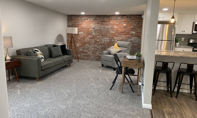 Wooster House | Just 5 miles to the College of Wooster!