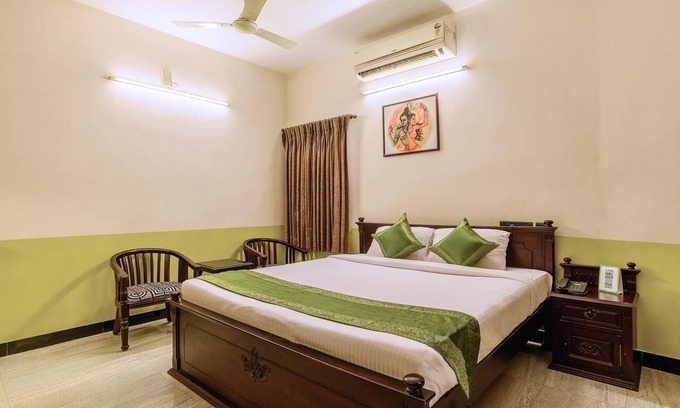 Madurai Hotel | Just 90fts near to the Meenakshi Temple, Madurai