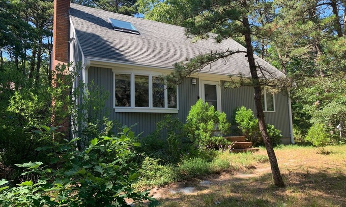 Wellfleet House | JUST AVAILABLE! Location! Walk to Ponds, Close to Town (CS0017)