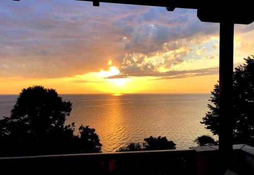 Agios Ioannis Apartment | Just renovated seaside home 80 meters from the sea