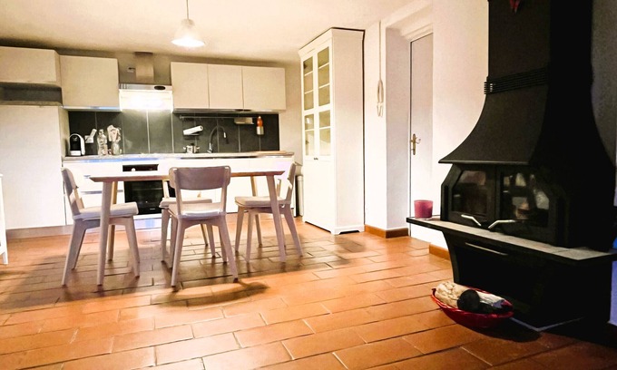 Bigogno Apartment | Just Restored close to Franklin College and Lugano