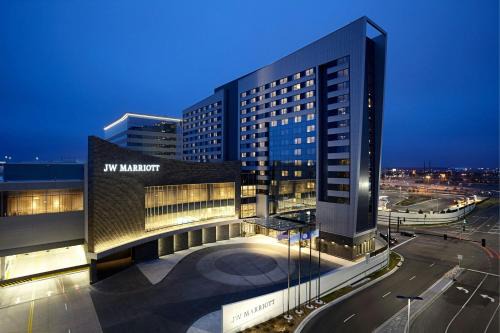 South Loop Hotel | JW Marriott Minneapolis Mall of America