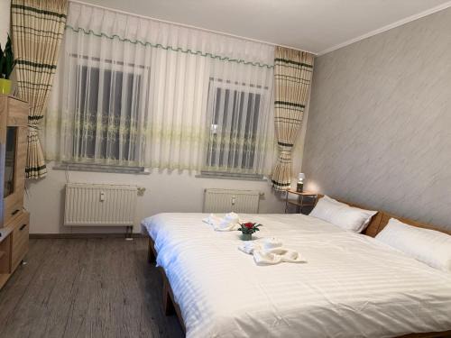 Altenburg Apartment | Käthe-Kollwitz-Straße 54, F2
