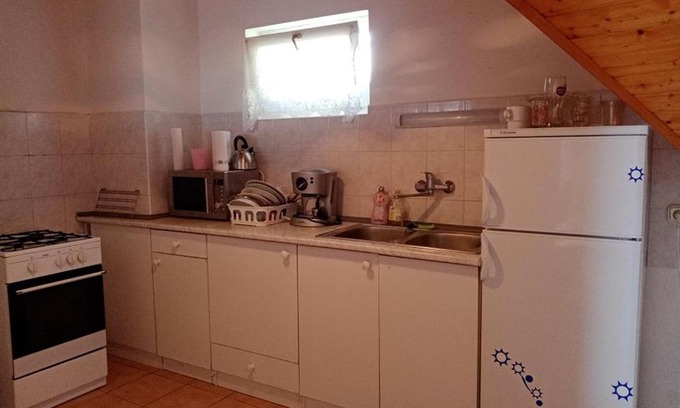 Badacsonyors House | Kéktúrás-Tóra Nyíló Badacsonyi privát bérlemény