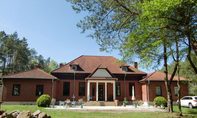 Police Apartment | Künstler-Villa Ambrosian Apartment Magnolia