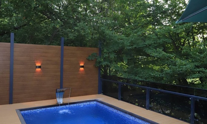 Masukiye House | Kışın Isıtmalı havuz, yazın yeşilin tadını çıkartmak için köyevi Teras bungolov