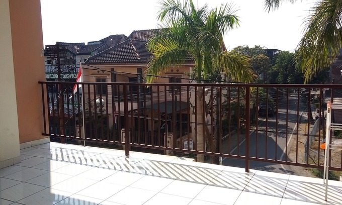 Dinoyo House | K15 Exclusive