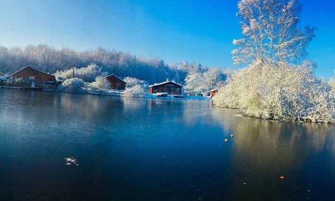 Muizon House | KÄBANE 85, Lodge with waterfront spa