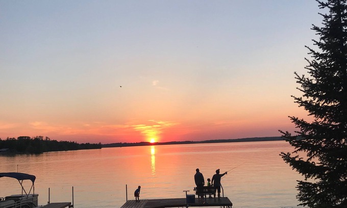 Walker House | Kabekona Bay on Leech Lake. 3 miles to downtown Walker, MN. West-facing sunset!