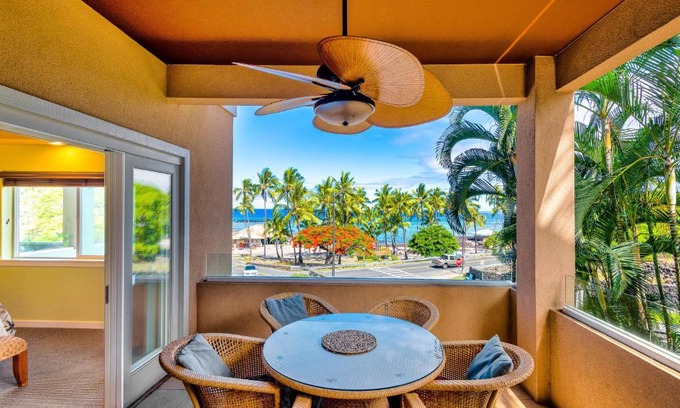 Kahaluu Bay Apartment | Kahalu'u Beach Villas 1-203