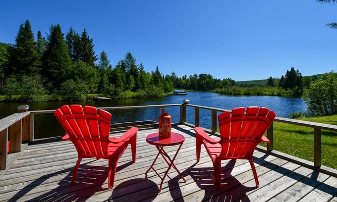Dysart et al House | Kairphree Cottage (family friendly, waterfront, small beach, dock and more!)