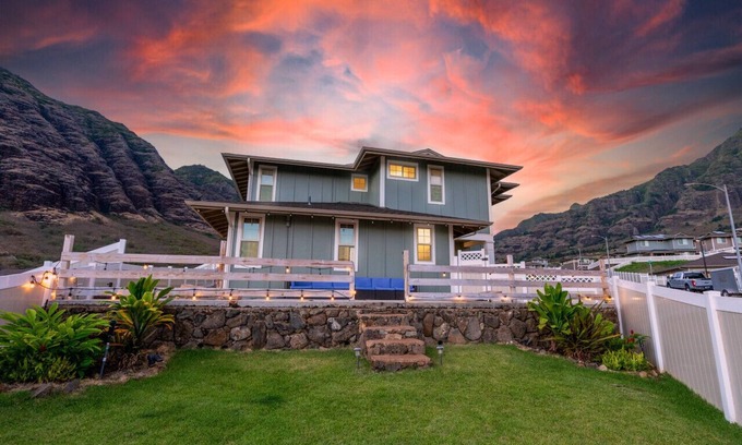 Makaha Valley House | Kalo Homes ~ Sunset Retreat
