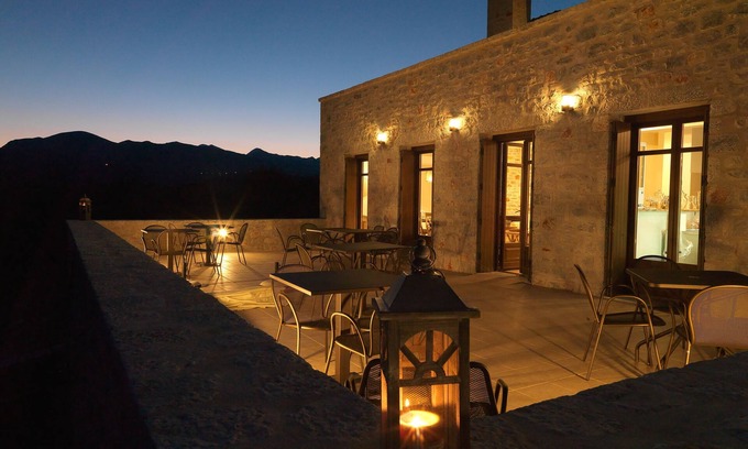 Karvelas Hotel | Kamares Villas