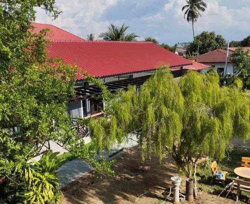 Kampung Tanjung Mas Ski Chalet | Kampung vibes with good location