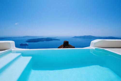 Imerovigli Hotel | Kapari Natural Resort