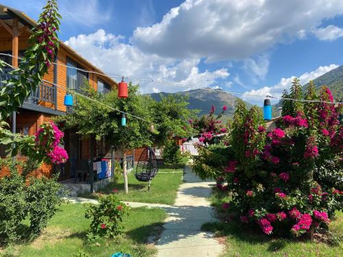 Karaoz Bed & Breakfast | Karaöz Ada Bungalows & Villa