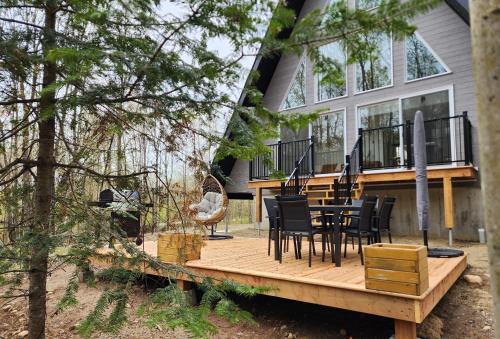 Amherst Ski Chalet | Kartalla - the A frame experience in Tremblant