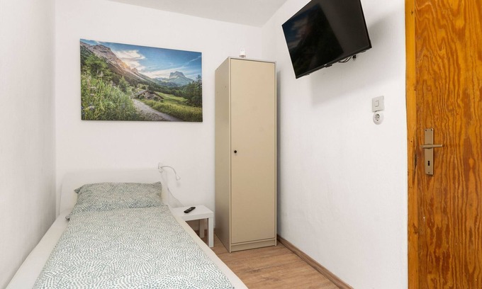 Heiligenrode Apartment | Kassel - Heinrich-Heine-Straße EG in Niestetal