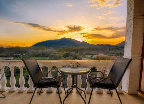 Dafnata Apartment | Katerina's Sunset Apartment