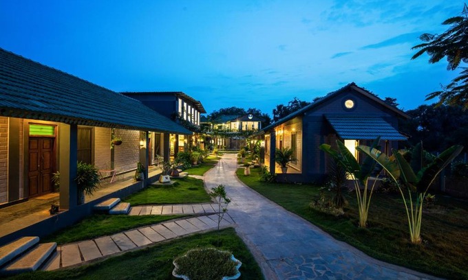 Auroville Resort | Kavas Yoga Retreat