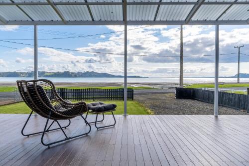 Kawakawa Bay House | Kawakawa Bay Beach Bliss - Auckland Holiday Home
