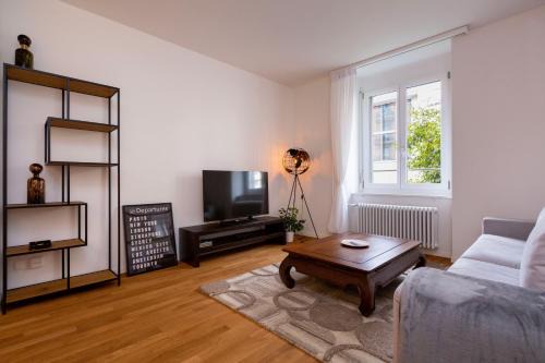 Werd Apartment | KAYA Zurich Apartment 1A - Downtown 2BR Deluxe Apt