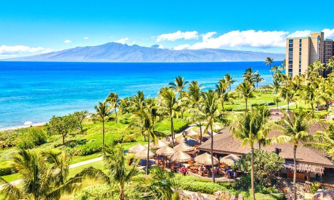 Honokowai Condo | KBM Resorts | Spacious 5-Bedroom Honua Kai Collection | Multi Unit Listing | Same Floor | Ocean Views | 2 Free Rental Cars! HKH-603/09