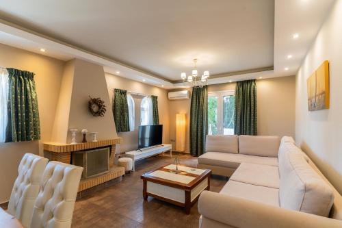 Lavreotiki Villa | KD Sounio