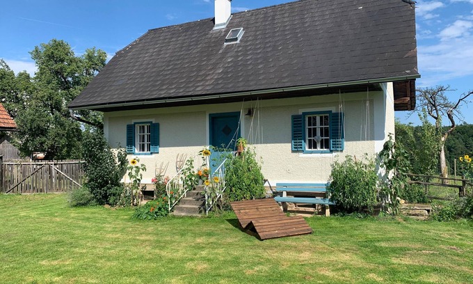 Sankt Martin im Sulmtal House | Kellerstöckl am veganen Bio-Lebenshof - nur für Hundefreunde empfohlen !