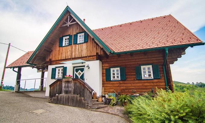 Eichberg-Trautenburg House | Kellerstöckl