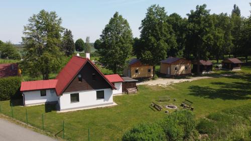 Vedomice Apartment | Kemp na Zálabí - centrální chata