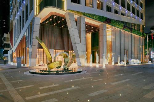 East Huanshi Road Hotel | Kempinski Residences Guangzhou - Free shuttle between hotel and Exhibition Center during Canton Fair & Exhibitor registration Counter