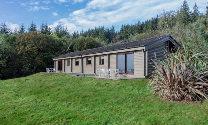Armadale Ski Chalet | Keppoch Lodge - a cabin that sleeps 4 guests in 2 bedrooms