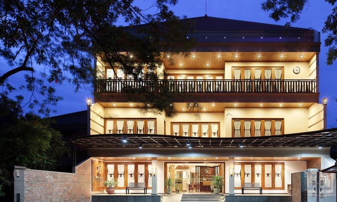 Klojen Hotel | Kertanegara Premium Guest House