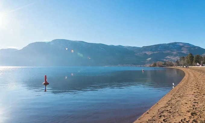 Okanagan-Similkameen Hotel | Kettle Valley Beach Resort
