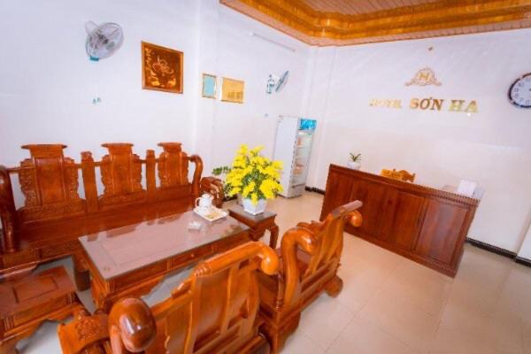Sa Thay Hotel | khách sạn sơn hạ