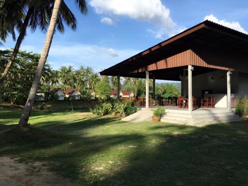 Khuk Khak Beach Resort | Khao Lak Golden Coconut