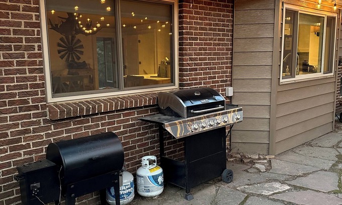 Evergreen House | Kid and Dog Friendly Private Family Mountain Retreat with Great WiFi and Cell