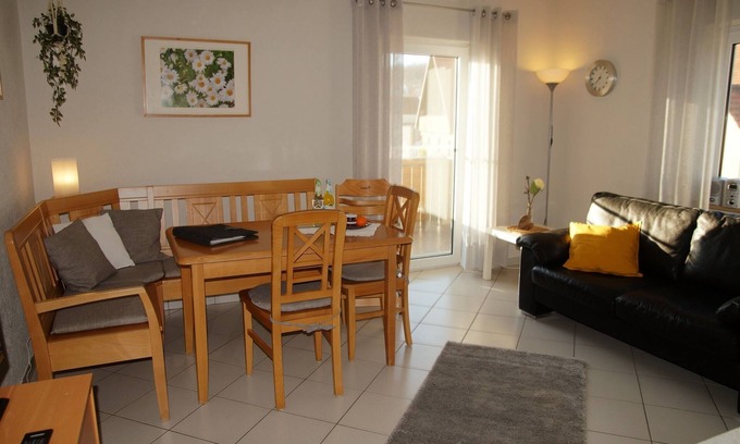 Buchelberg Apartment | Kindergeeignete Ferienwohnung (53qm) in Seenähe