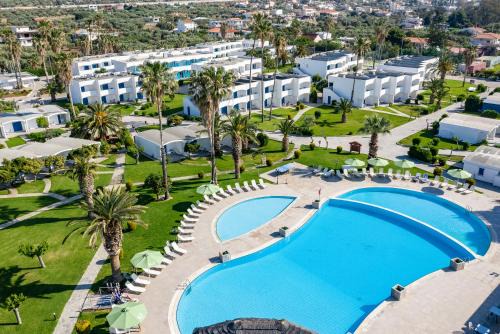 Kineta Resort | Kinetta Beach Resort and Spa