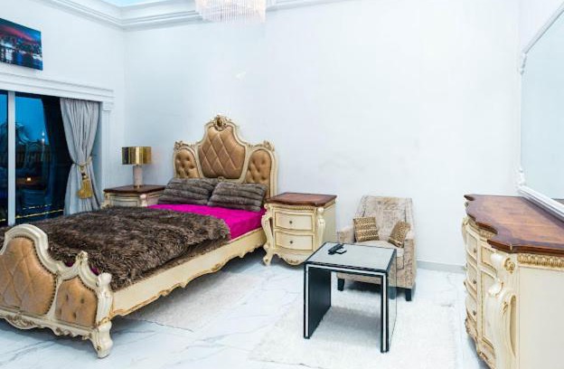 Santeo House | King larrison,s villa