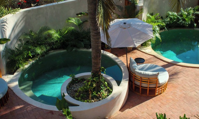 Santa Maria Apartment | King Loft|Pool Garden Views|Daily Clean|Fast WiFi