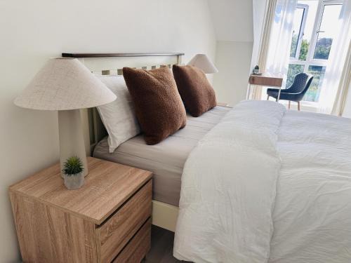 Dublin House | King Room with Ensuite in Dublin