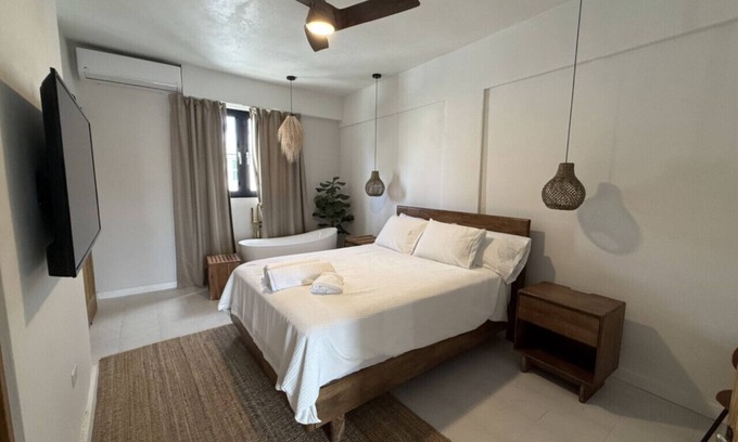 Punta Las Marias Apartment | King Suite w/Soaking Tub at Ocean Park Beach Club