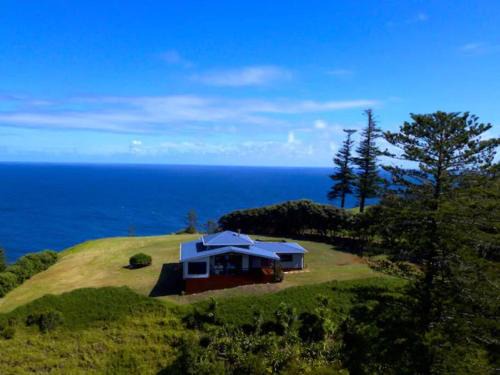 Norfolk Island House | King Tide House - Ocean Views